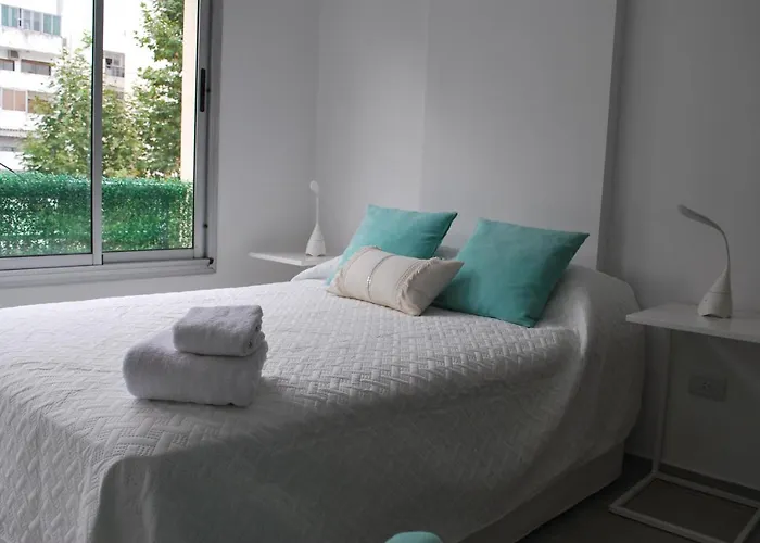Chic & Bright Apartment In Recoleta